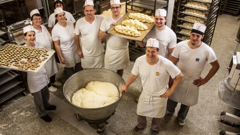 Bäckerei Team rund um Kurt Birnbauer, © Clemens Trenker, BA